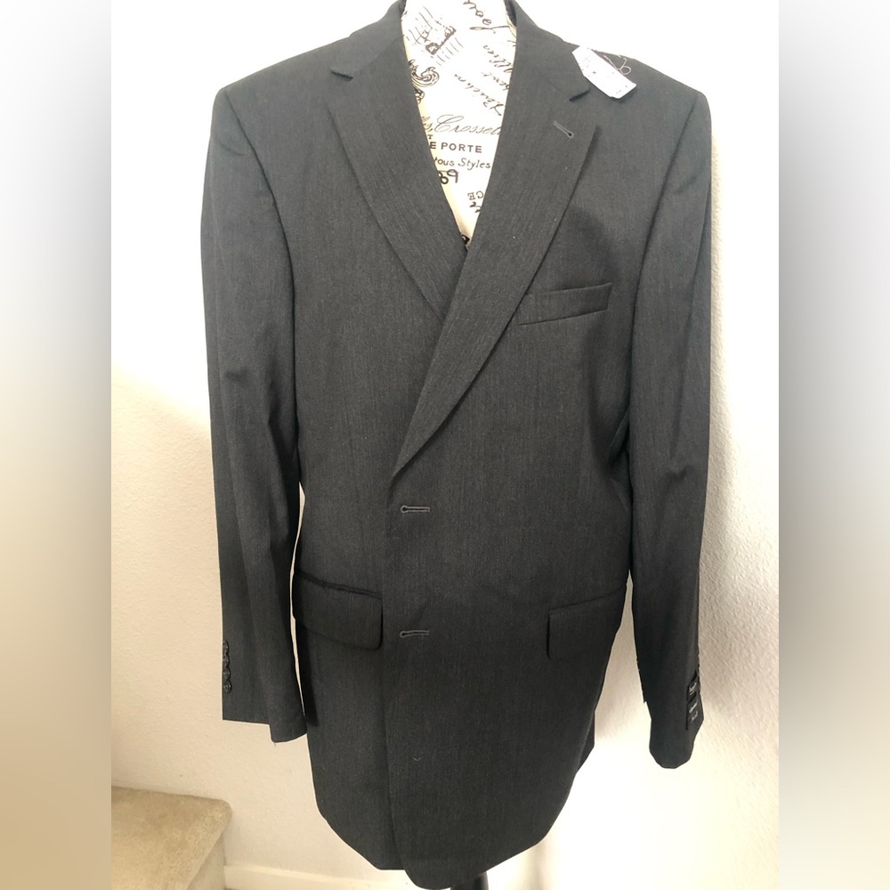NWT Jos. A. Bank Gray Double-Breasted Suit 48L